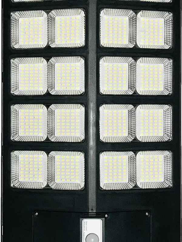 LU-102 1000W Solar Street Light